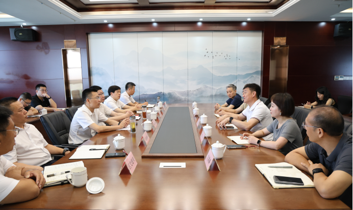 金东区长蒋涛一行莅临八咏集团调研指导工作