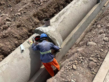 战高温  赶进度